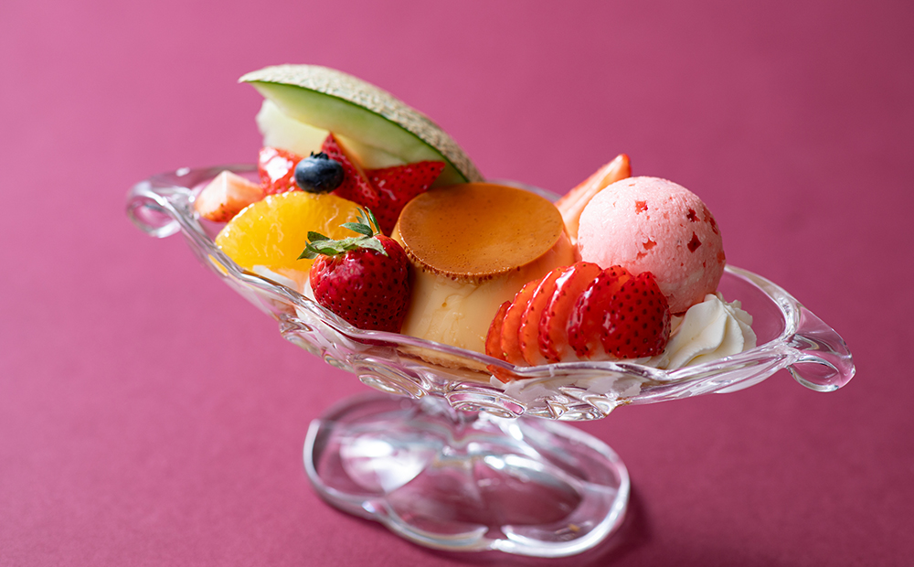 苺のプリン・ア・ラ・モード