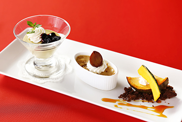 3種プリンの盛り合わせ